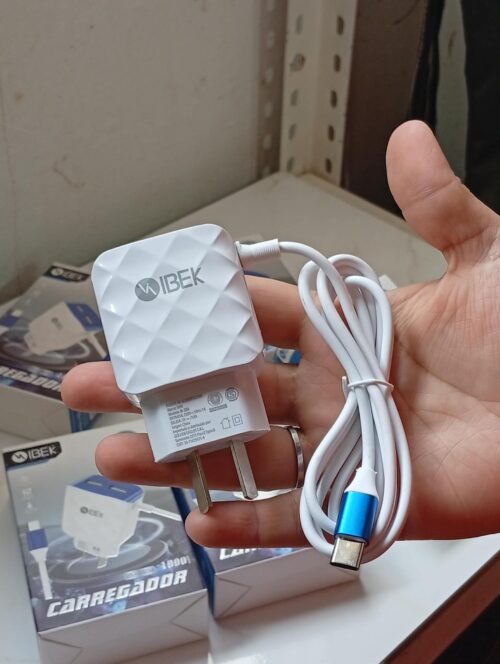 4d972eff-15d8-478d-923e-51aa54b9ad6e Cargador 3.8A